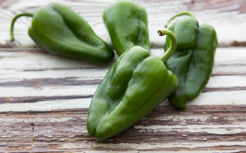 HOT PEPPERS FRESH